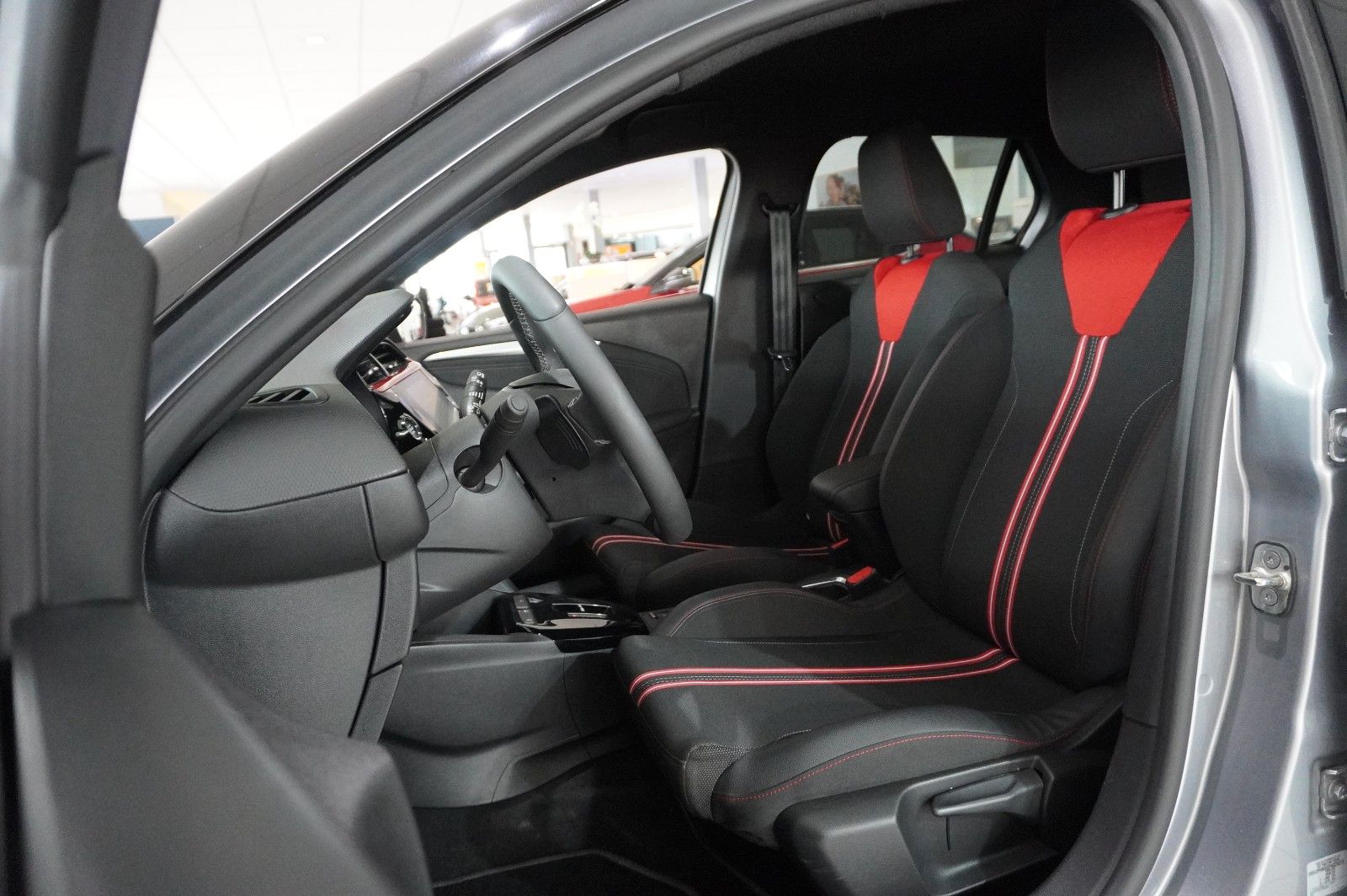 Fahrzeugabbildung Opel Corsa F 1.2T GS SPORT NAVI/LED/KAMERA/SPORT/DAB+