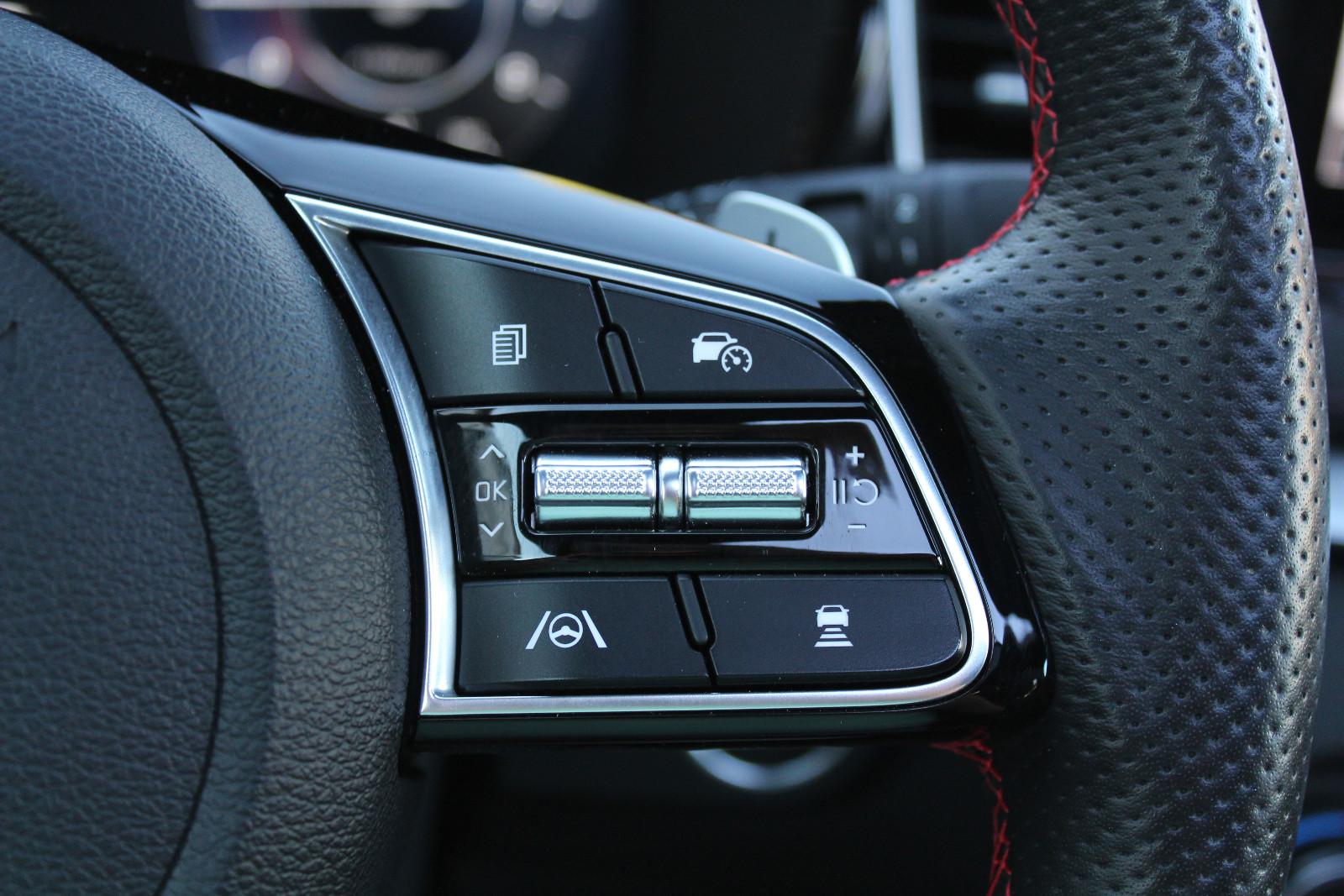 Kia ProCeed GT+PANO+El.Sitz Memory+BOSE+Klappen AGA