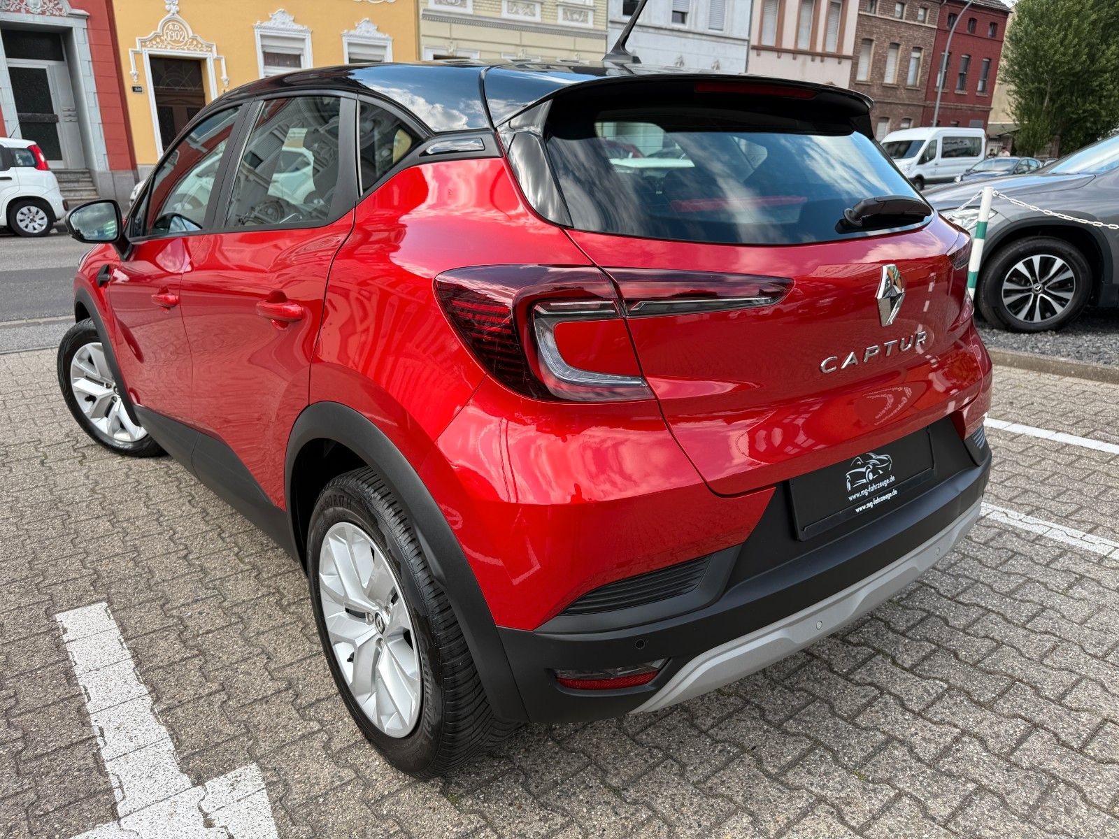 Fahrzeugabbildung Renault Captur II Zen APPLE CAR PLAY KAMERA TEMPOMAT