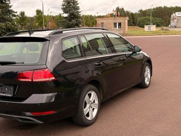 Volkswagen Golf - 5