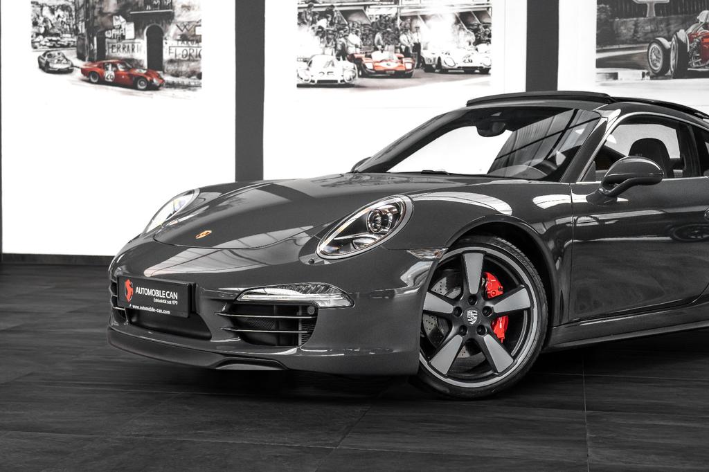 Porsche 991