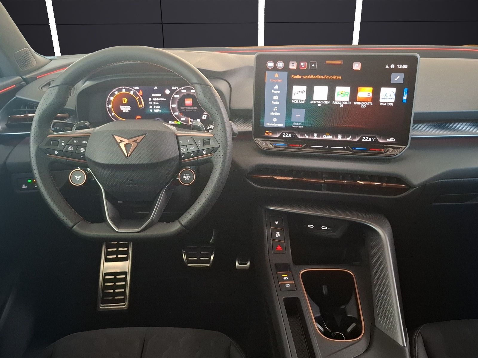Fahrzeugabbildung SEAT Terramar eTSI Matrix Navi HUD ACC RFK SHZ 19"