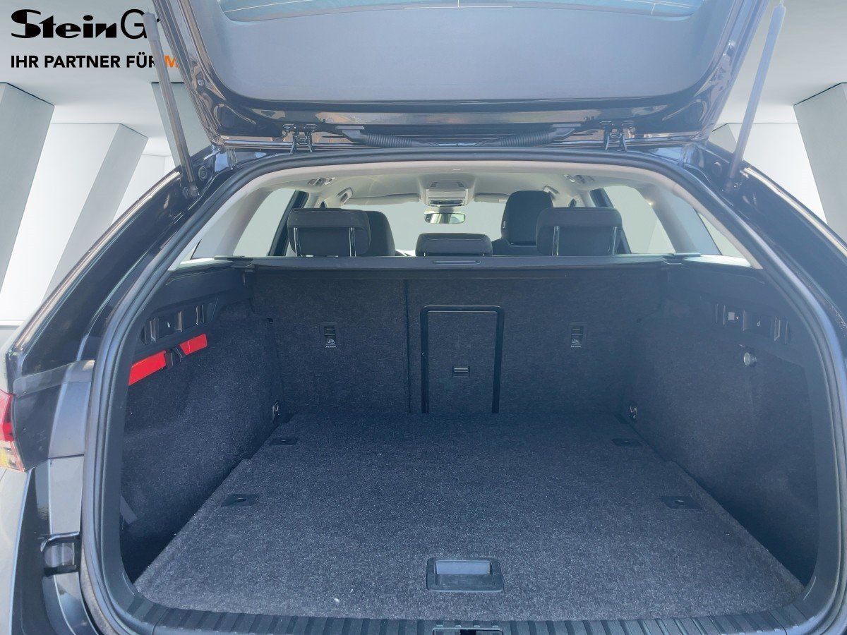 Skoda Octavia Combi Style 1.5 TSI DSG APP AHK LED KAM foto 6
