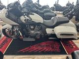 Indian Challenger Dark Horse 112 Power Plus - INDIAN MOTORRAD
