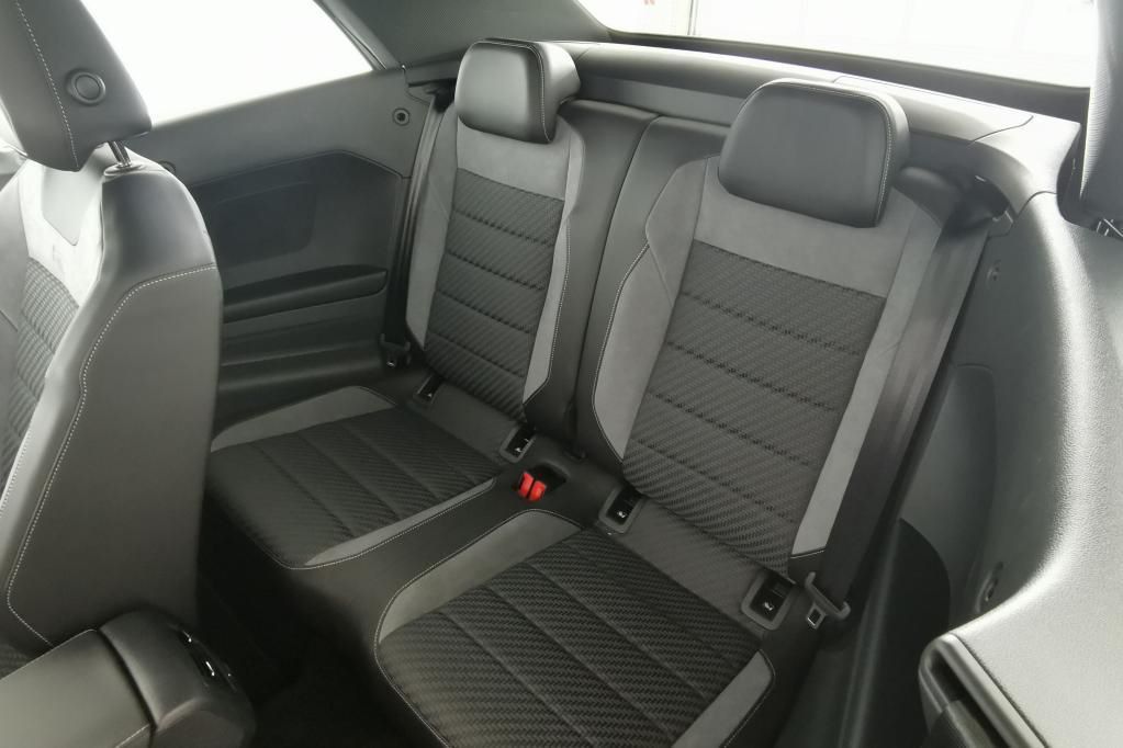Volkswagen T-Roc Cabriolet R-Line 1.5 TSI AHK*Tempo*PDC*RFK