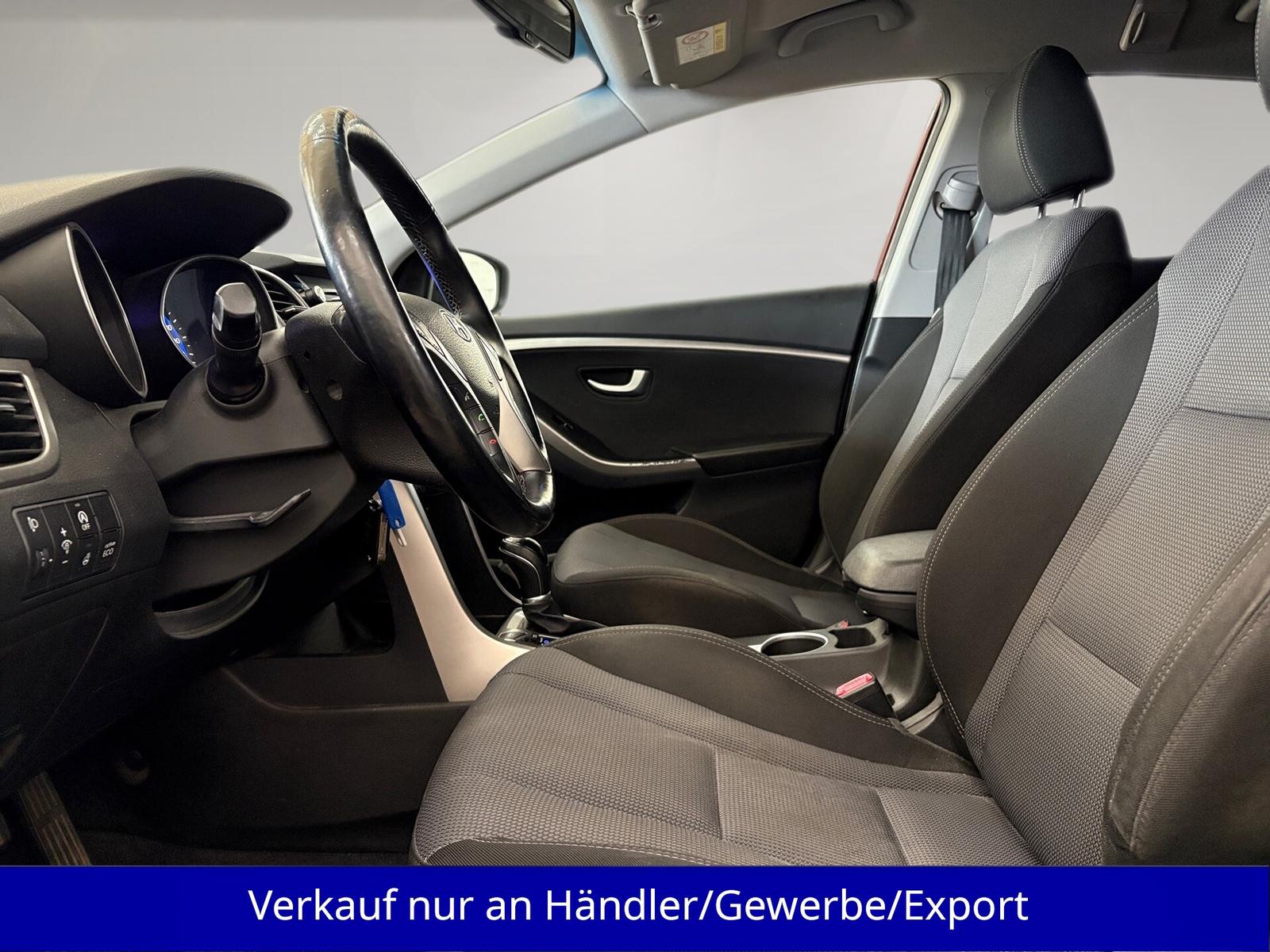 Hyundai i30 2015 — фото 9
