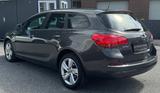 Opel Astra J Sports Tourer Style SHZ+WKR+BT+PDC+AC+TM - Opel Astra Style mit Benzin-Antrieb