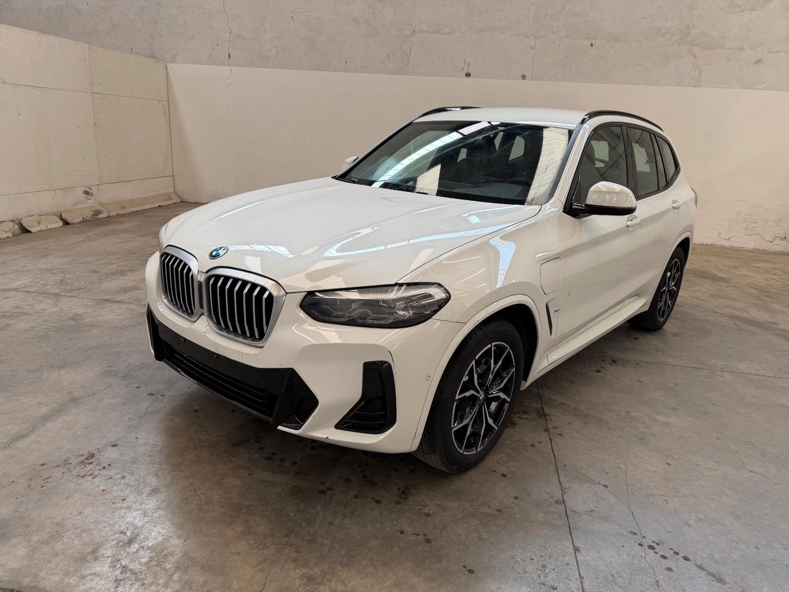 BMW X3 xDrive30e Plug-In M-Sport *WASSERSCHADEN*