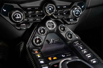 صورة مصغرة 22 لـ 2022 Aston Martin V12 VANTAGE