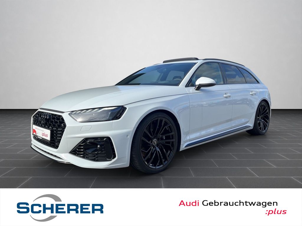 Audi RS4 Avant quattro MATRIX RS-AGA PANO AHK B&O