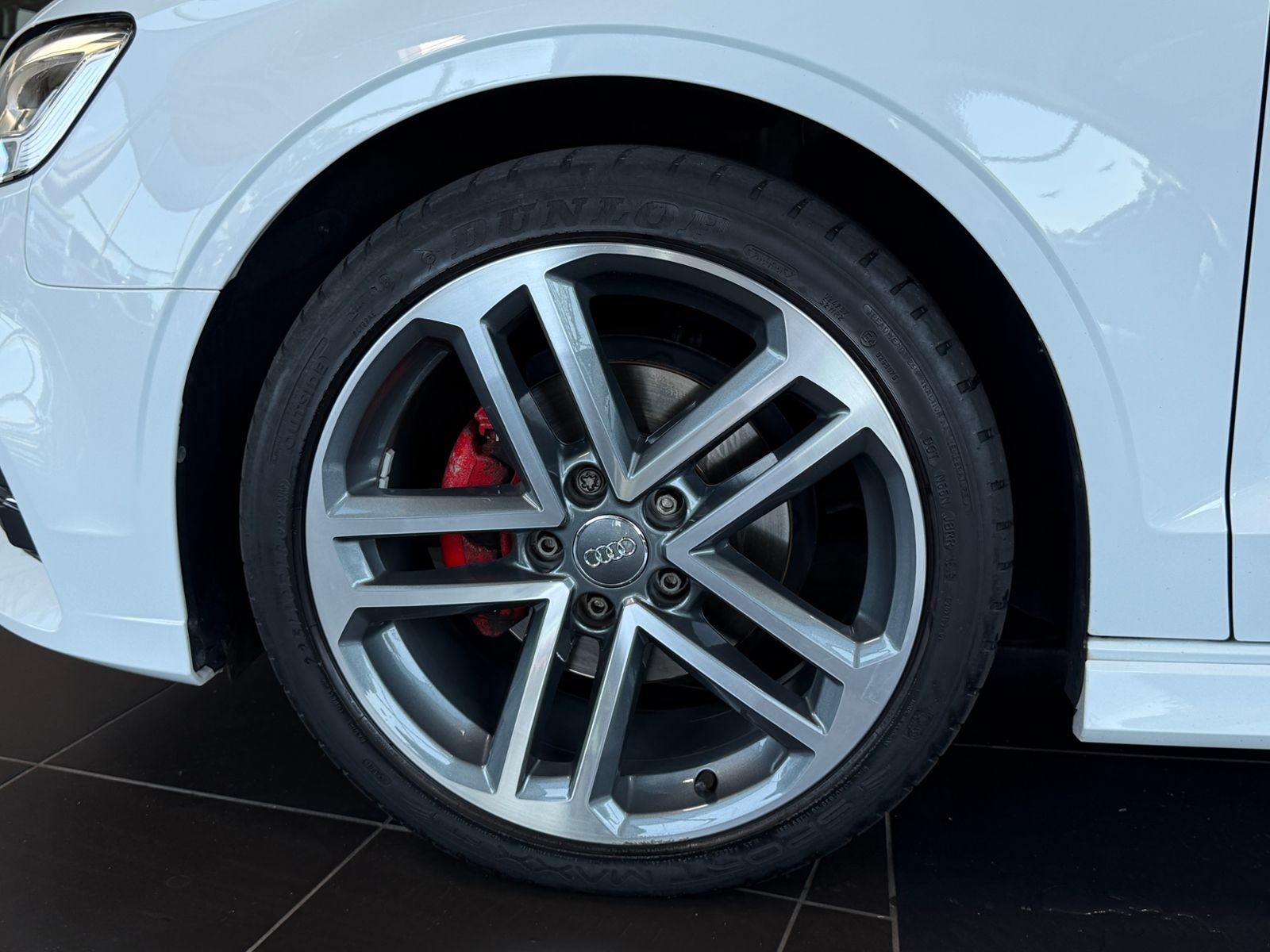 Fahrzeugabbildung Audi A3 Cabriolet S line 35 TFSI KAM LED NAVI