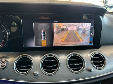 Mercedes-Benz E 400 *4Matic*Avantgarde*Keyless*LED*Kamera*