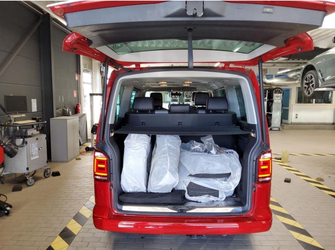 Fahrzeugabbildung Volkswagen T6 Multivan 20TDI Generation Six LED NAVI 1.HAND