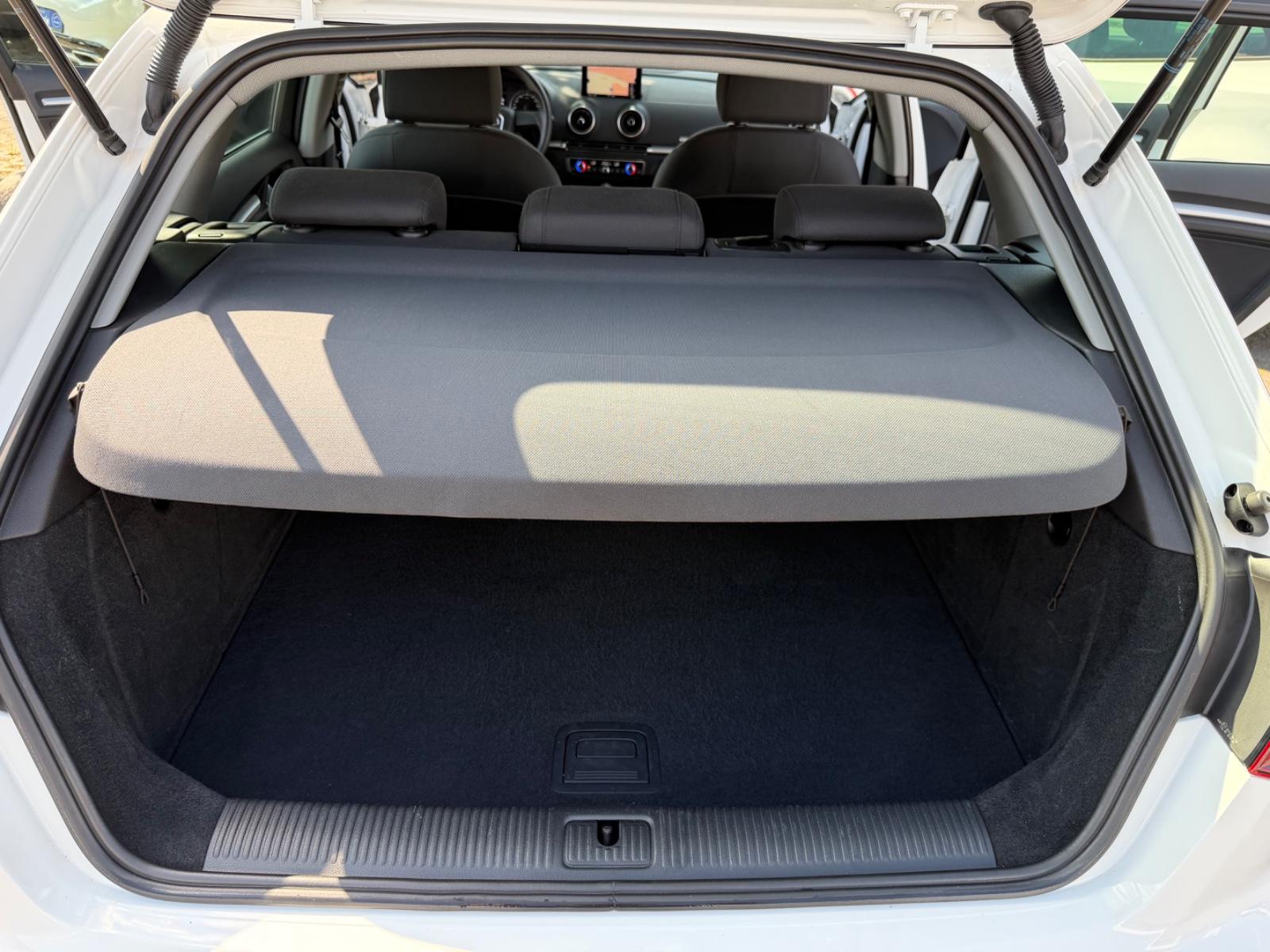 Audi A3 Sportback basis