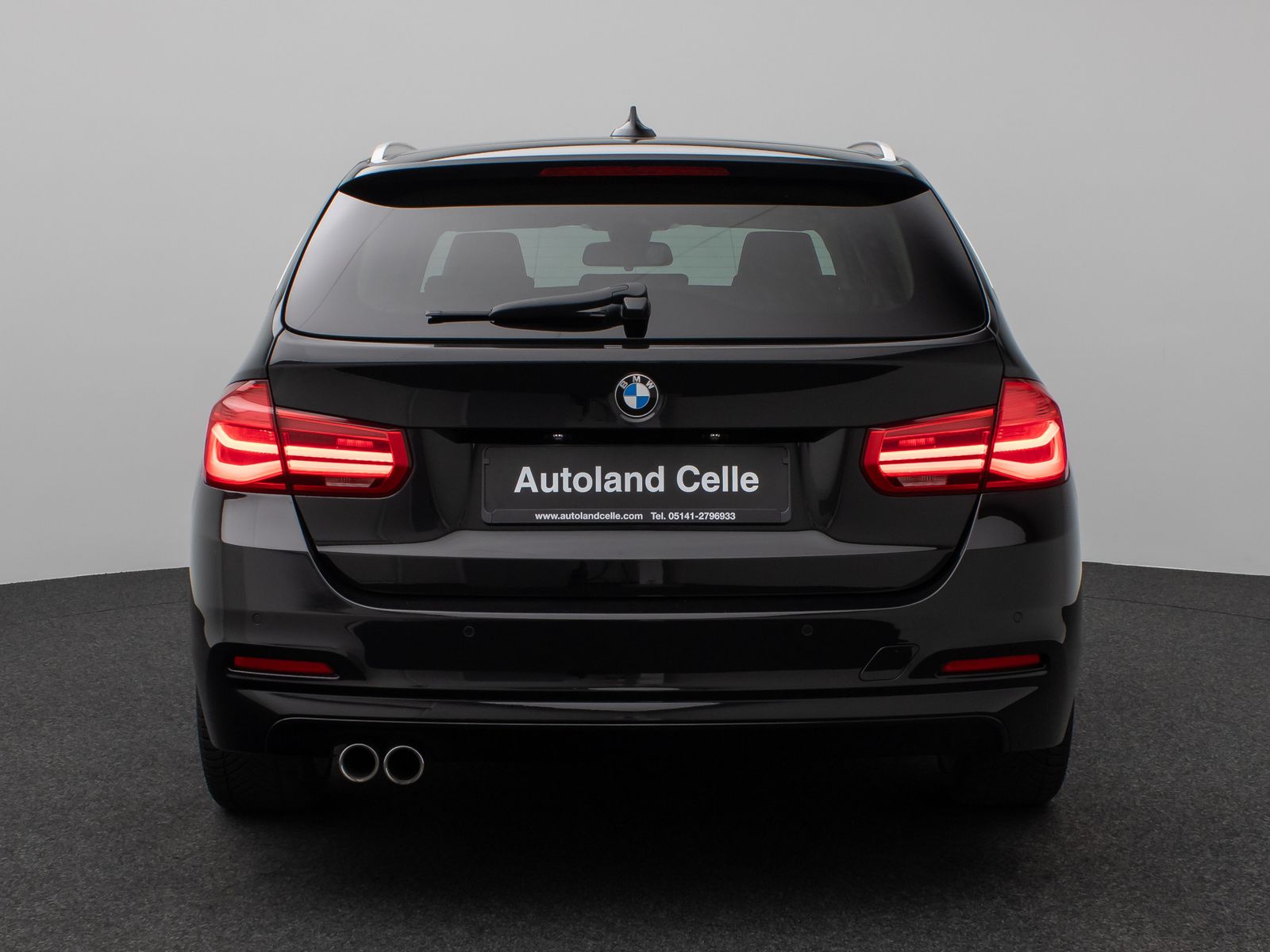 Fahrzeugabbildung BMW 320d xD PDC HUD Lenkrhzg Stop&Go Alarm Komfort