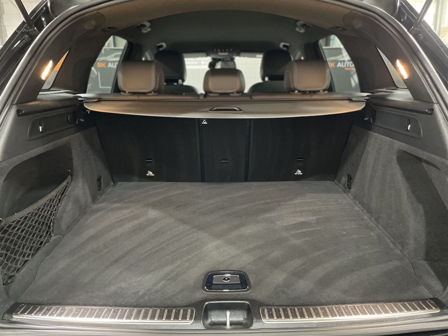 Fahrzeugabbildung Mercedes-Benz GLC 220 d 4M AMG #Distr.#Kamera#LED#Alcantara