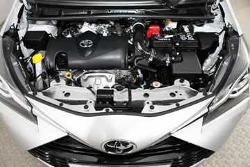Toyota Yaris 1.5 Team D *ALU*CAM*SHZ*TEL*KLIMA*