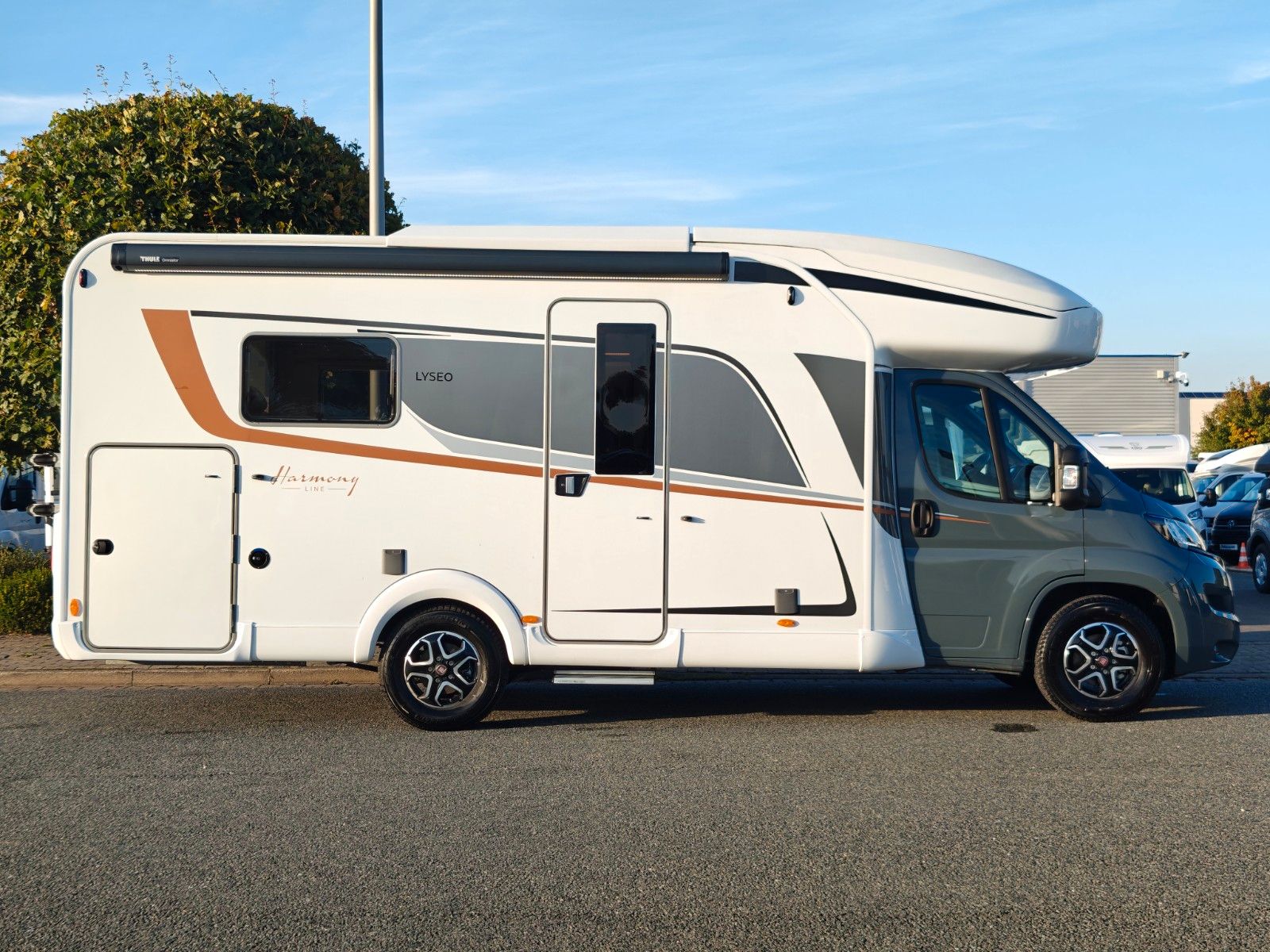 Fahrzeugabbildung Bürstner Lyseo TD Gallery 649 G Harmony Line - Backofen!