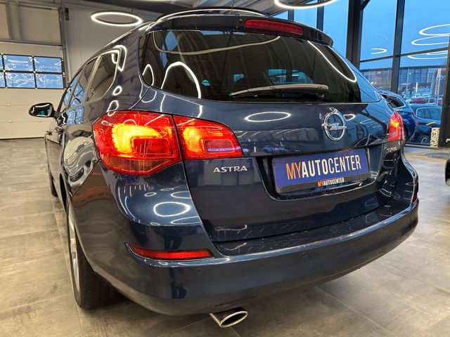 Opel Astra J Sports Tourer 150 Jahre Opel
