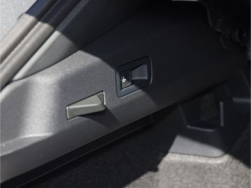 Volkswagen T-Roc R-Line 1.5 TSI DSG Black-Style AHK Pano