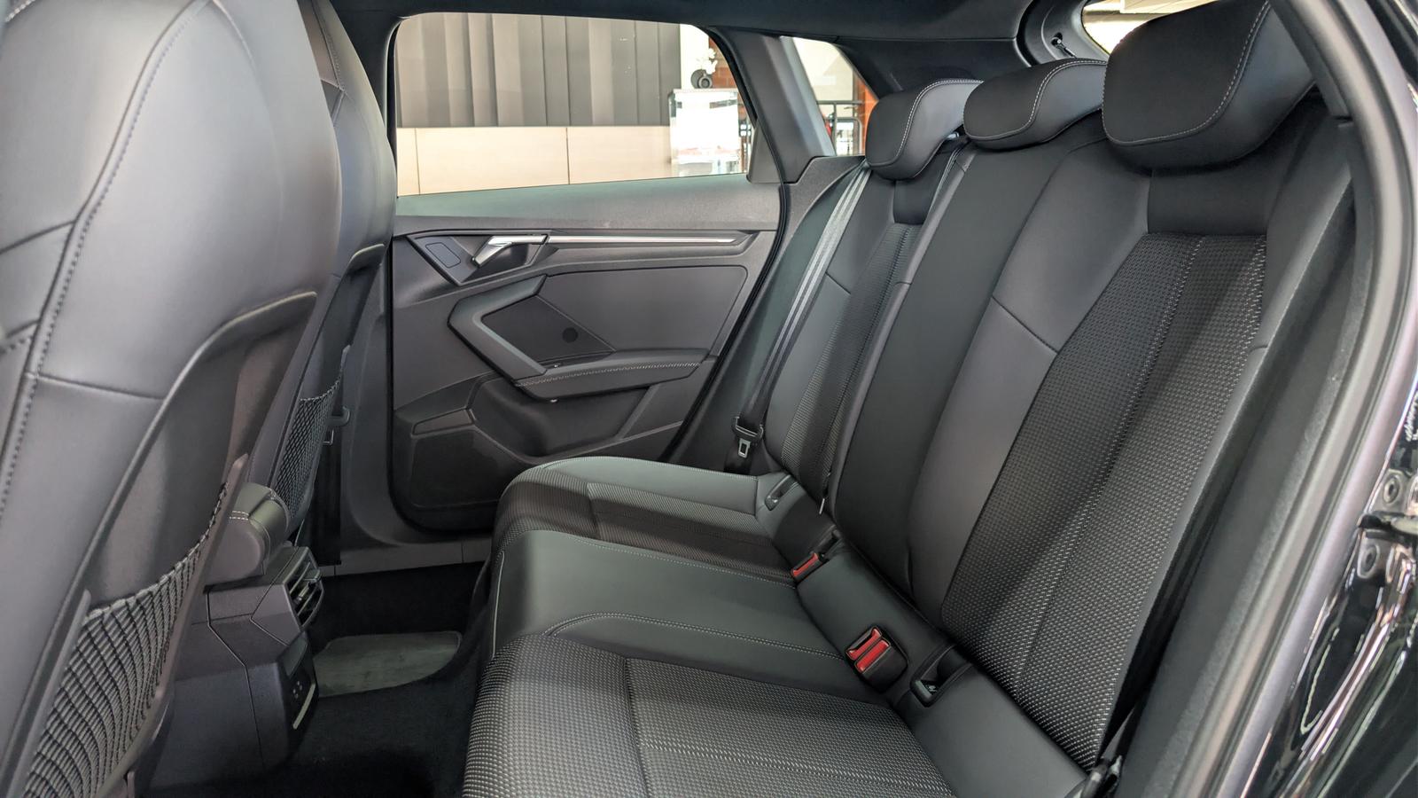 Audi A3 Sportback 30 TFSI S-Line StHz ACC AMBI LEDER, миниатюра 13