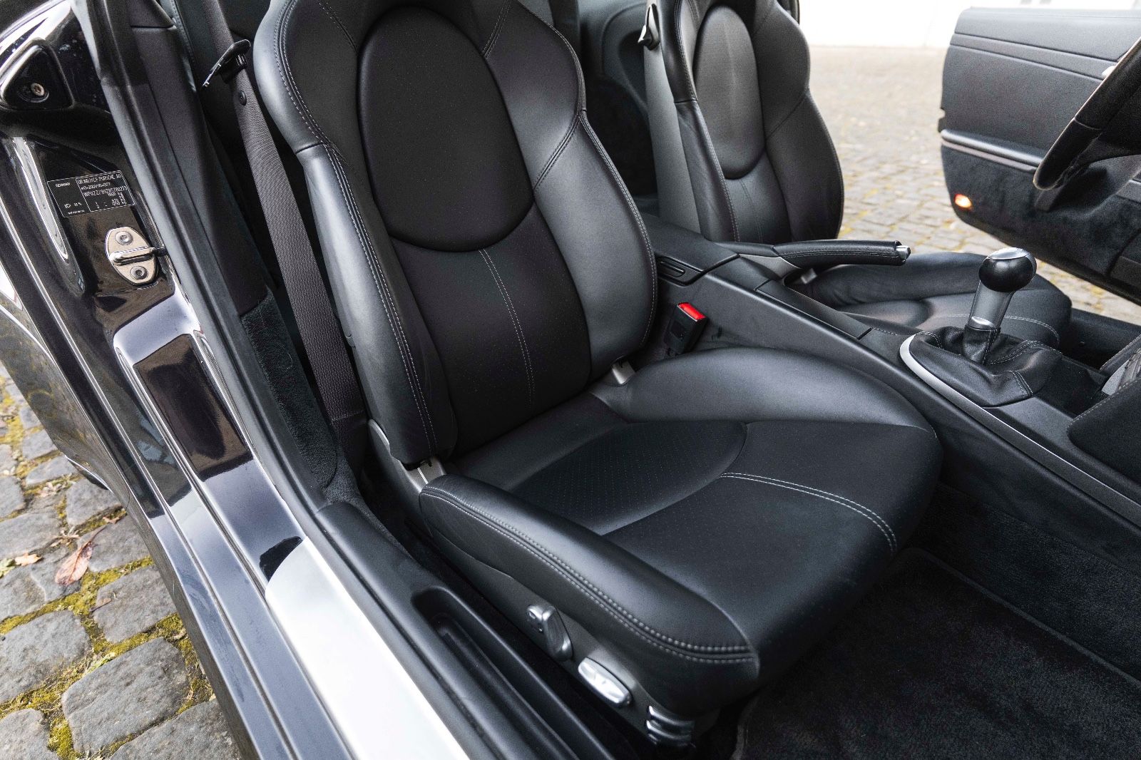 Fahrzeugabbildung Porsche 911 Turbo Coupe 997 PASM PCM SPORT-CHRONO BOSE