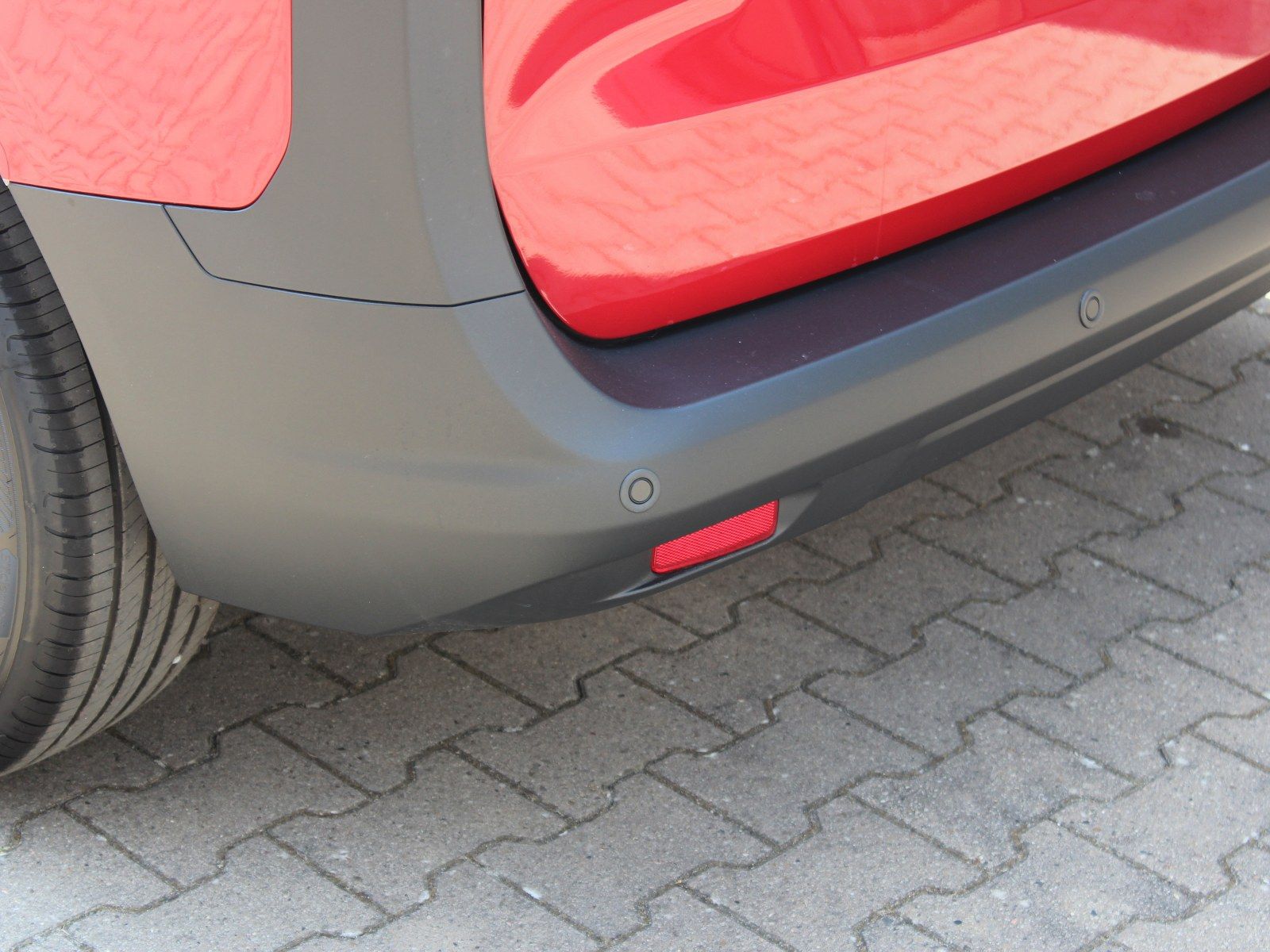 Fahrzeugabbildung Ford Tourneo Courier Trend