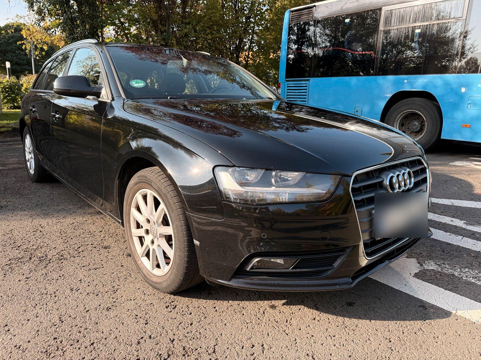 Audi A4 2012 — rear view