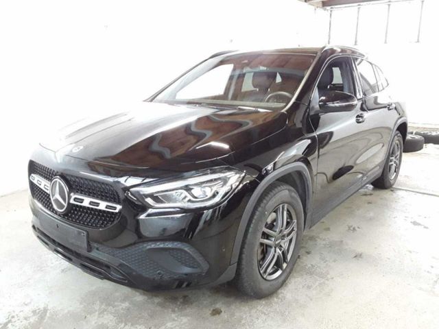 Mercedes-Benz GLA 250 e Progressive dig.Cockpit R.Cam LED Navi