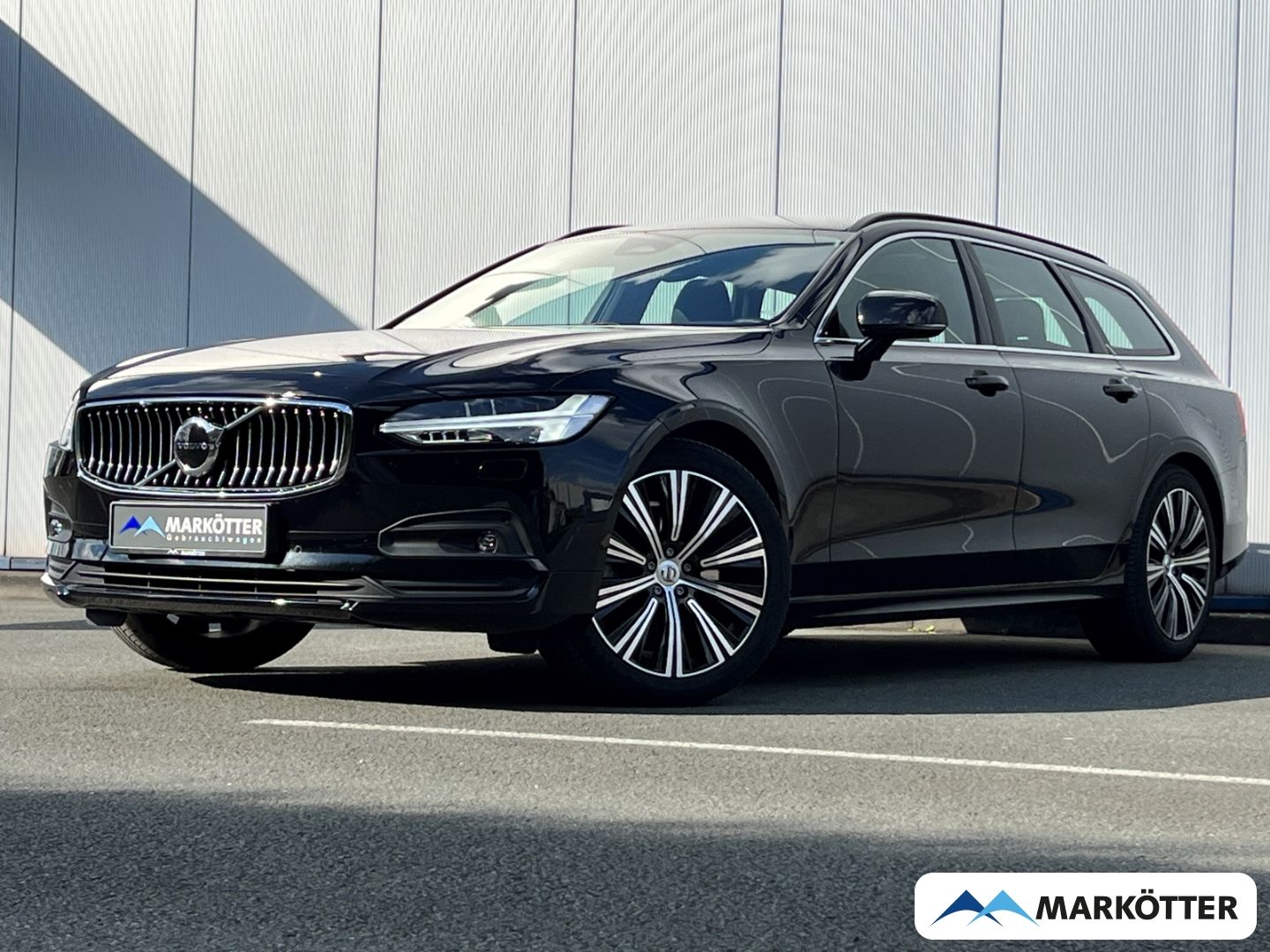 Volvo V90 B4 Core ACC/H&K/BLIS/Keyless/Standheizung