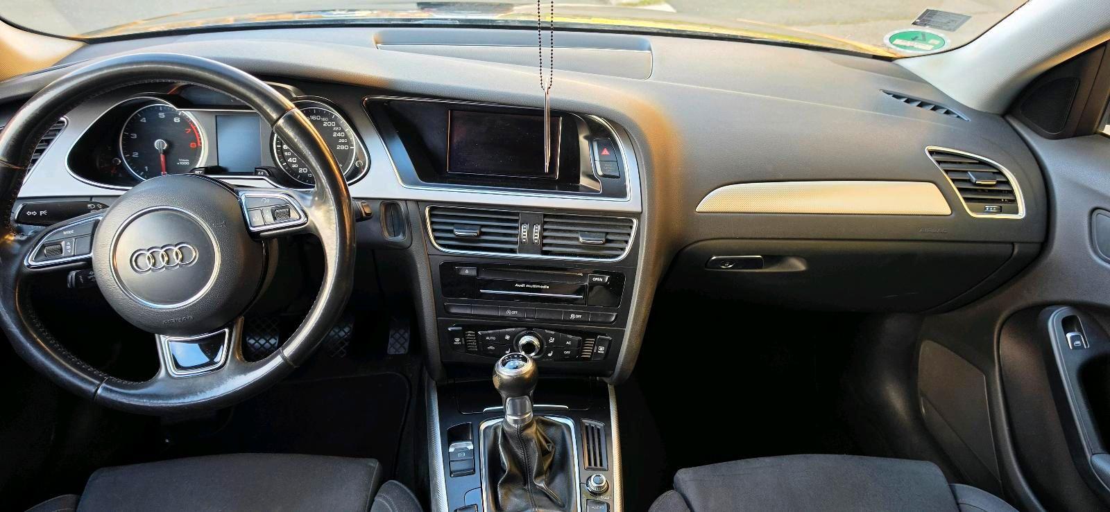 Audi A4 2012 — photo 5
