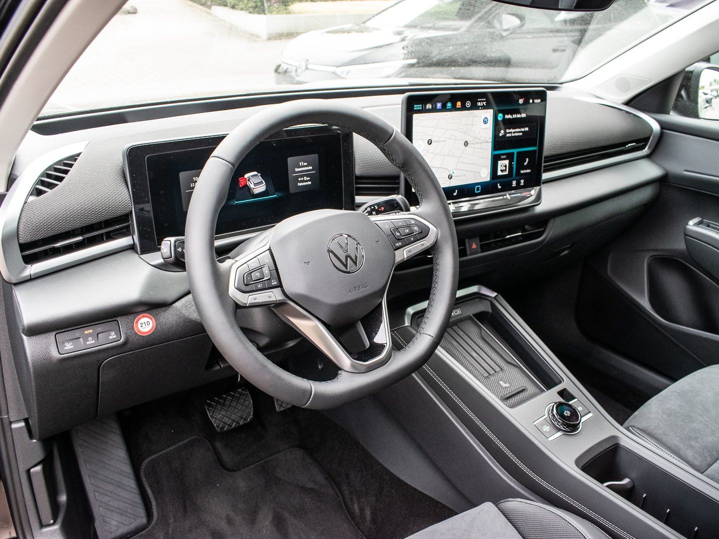 Volkswagen T-Roc - Bild 8