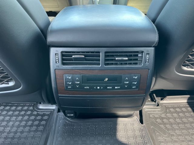 Toyota Land Cruiser  200 V8 Executive Lounge Automatik