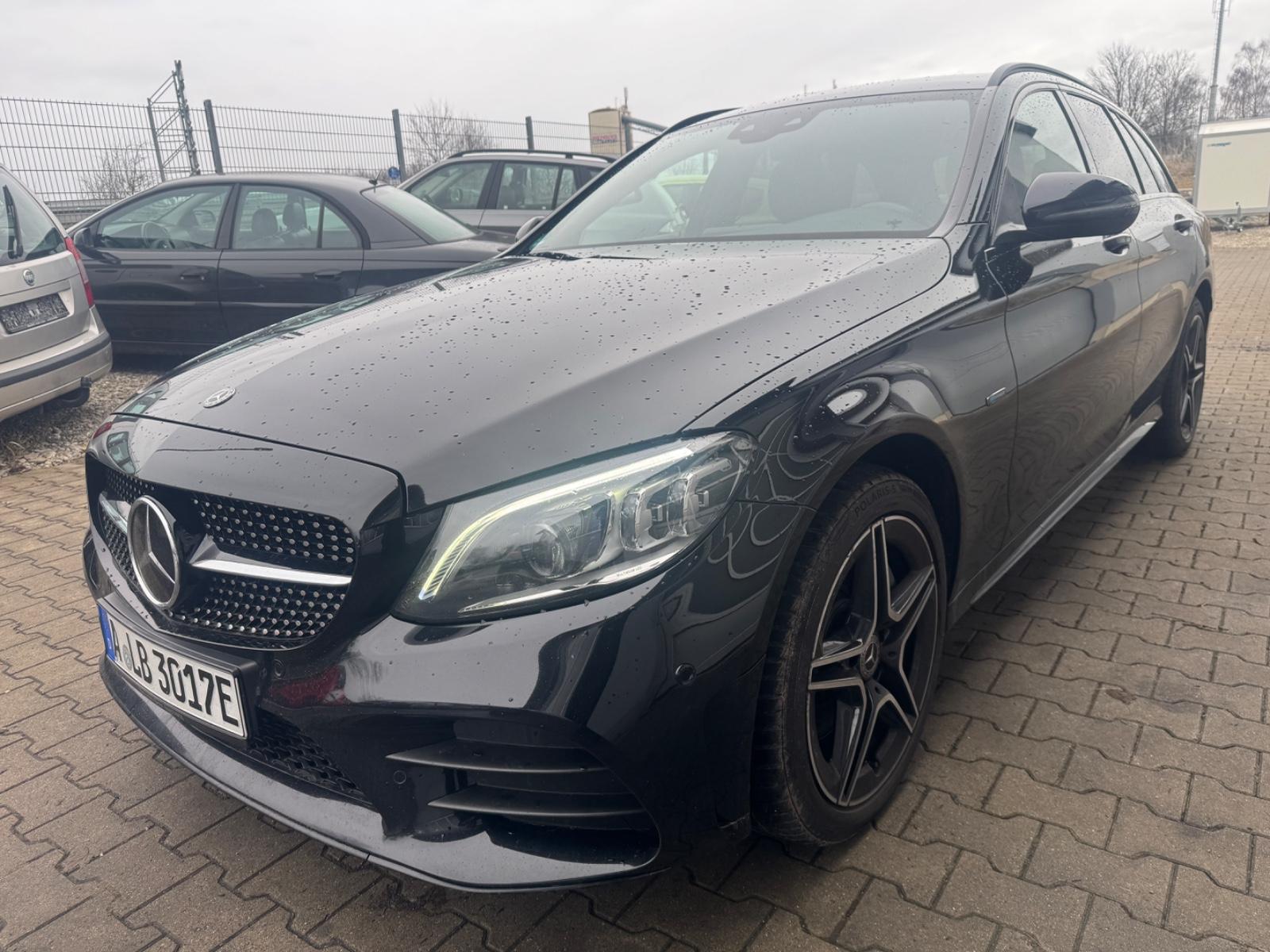 Mercedes-Benz C300de  AMG  LED  Leder Digital