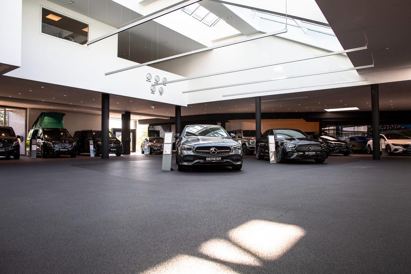showroom-image-bottom