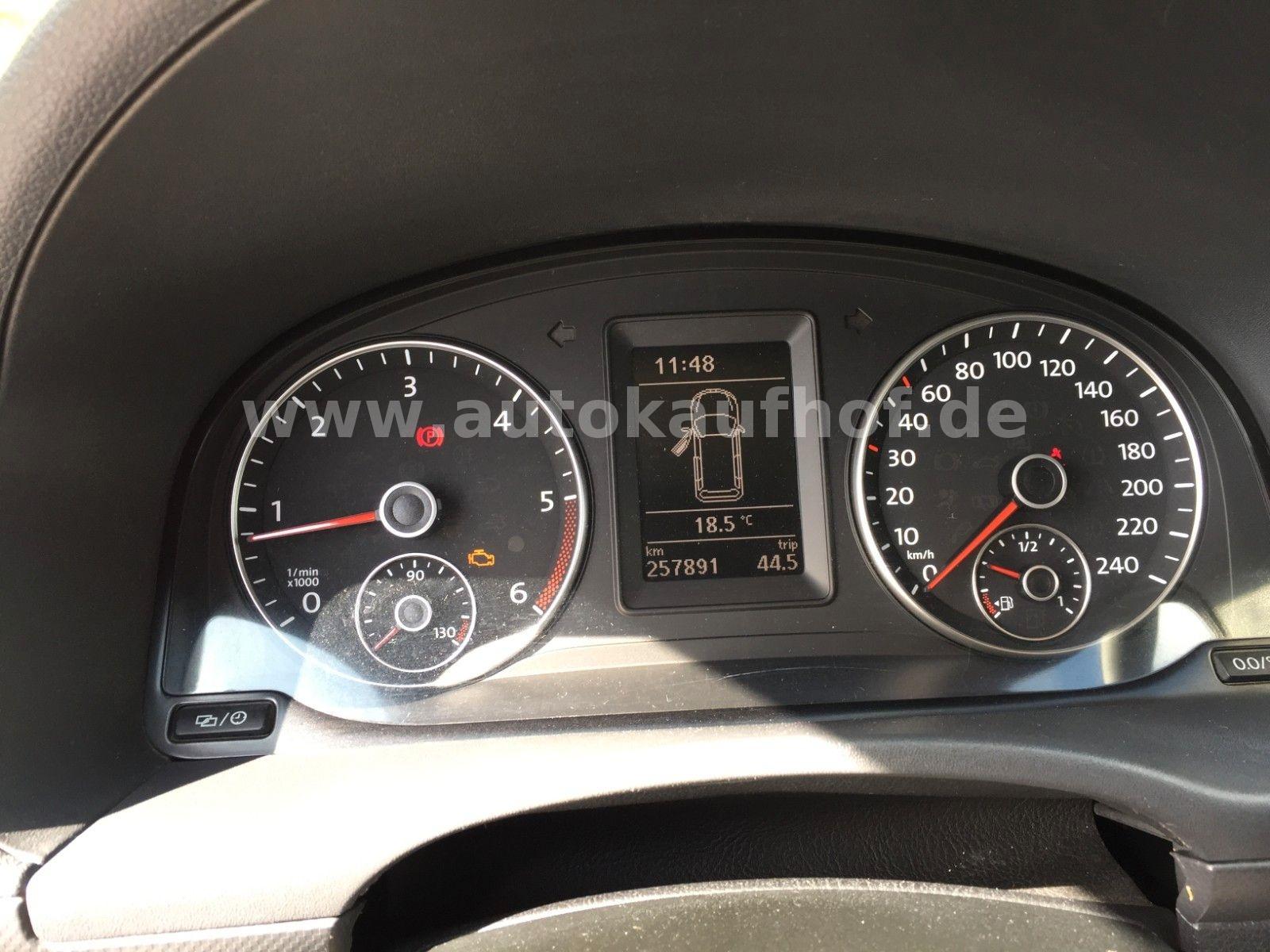 Volkswagen Caddy 2013 — photo 12