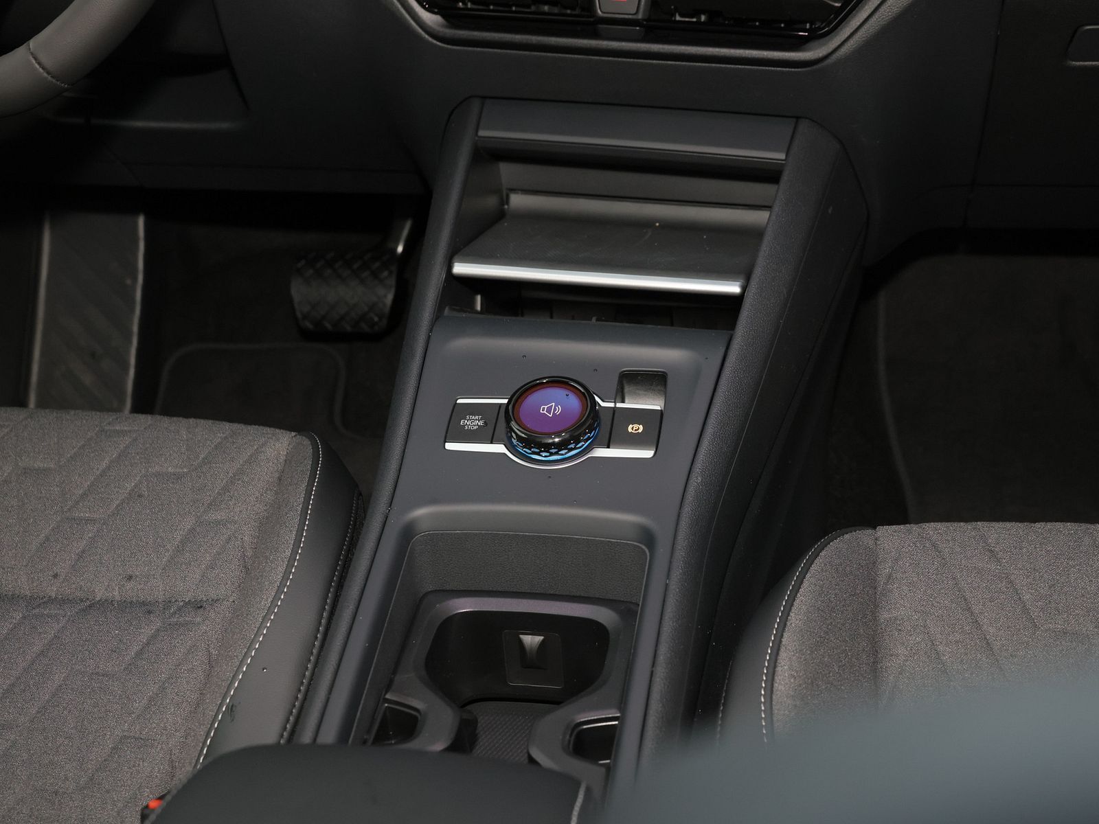 Volkswagen Tiguan - Bild 14