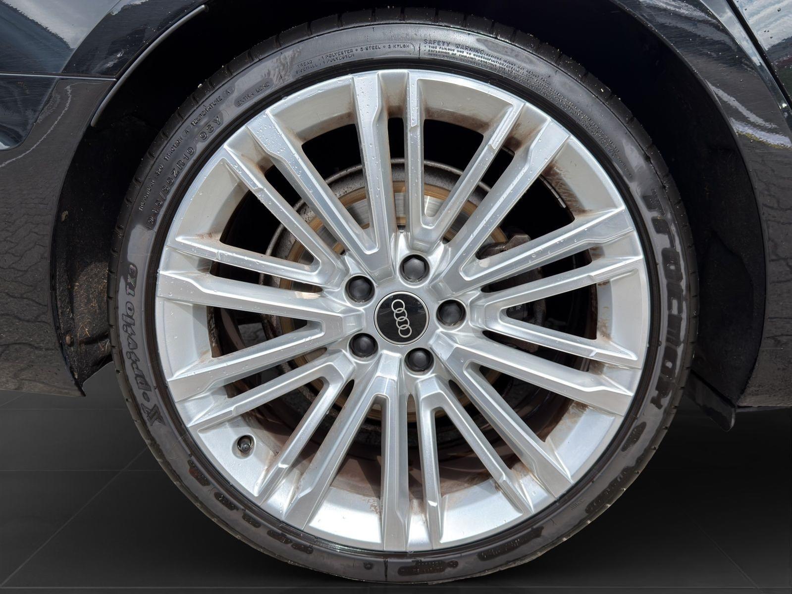Audi A4 Avant 40 TFSI S LINE LM19 LED NAVI+