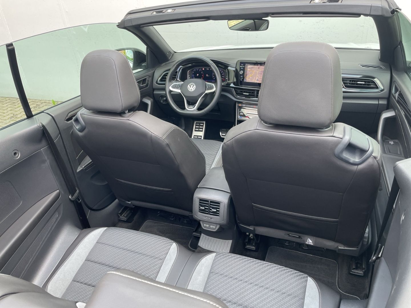 T-Roc Cabriolet 1.5 TSI DSG R-Line Black Style