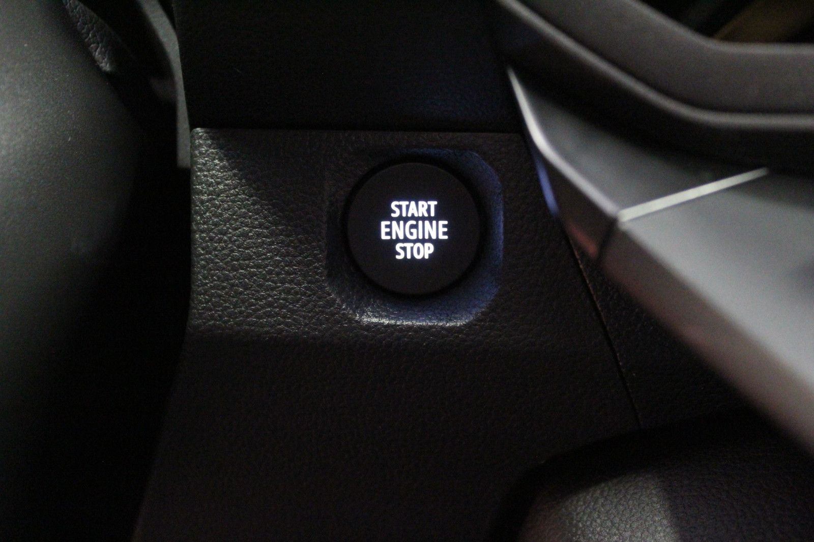 Fahrzeugabbildung Dacia Duster hybrid 155 Extreme *City-*Technik-*Winter