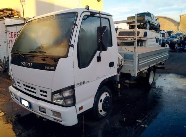 Isuzu ISUZU NPR 77 L GRU CASSONE