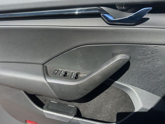 Octavia Combi 2.0 TDI DPF Tour DSG NAVI ACC LED