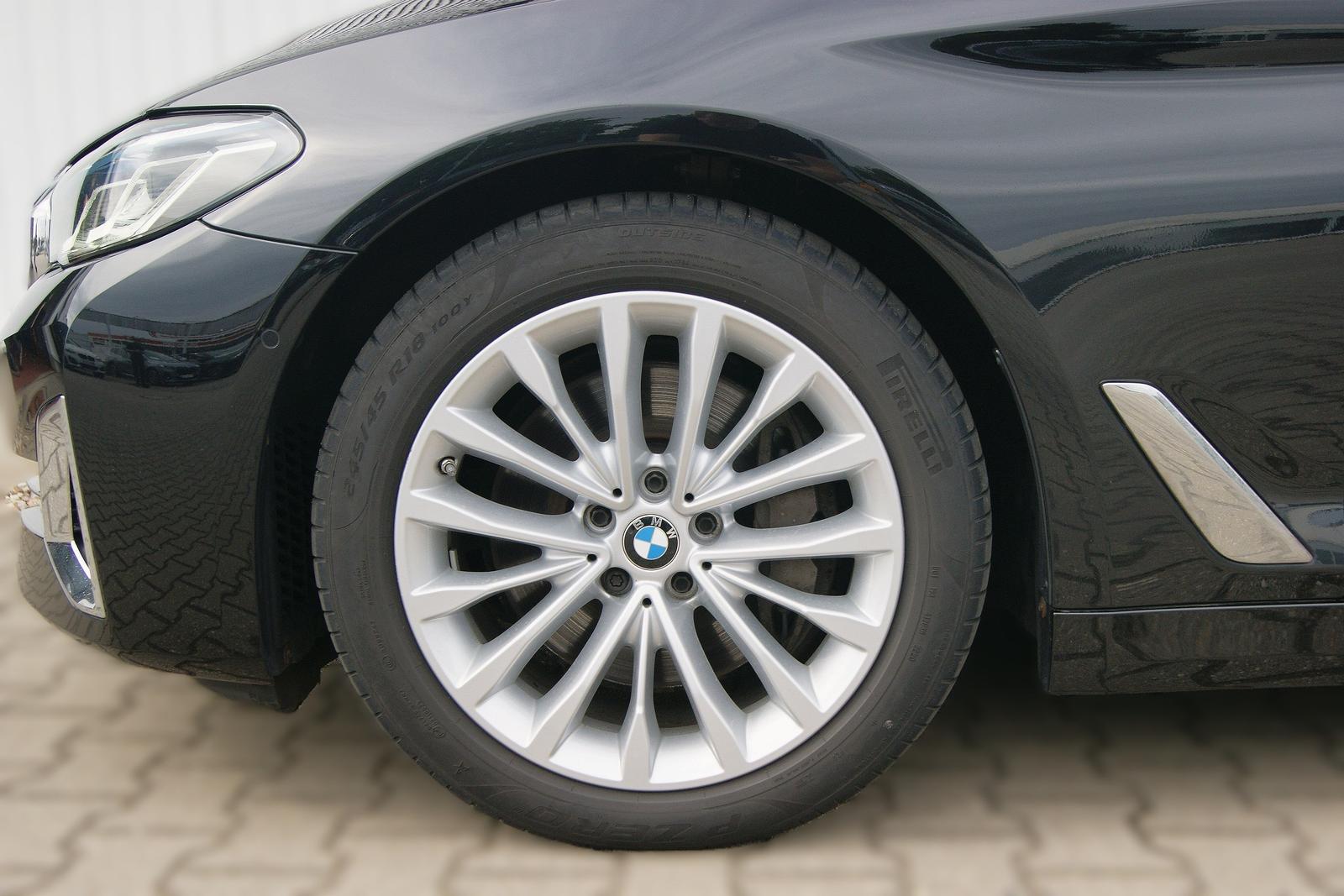 BMW 530d AUT*LUXURY-LINE*LASER*HUD*GSD*ACC*HIFI*