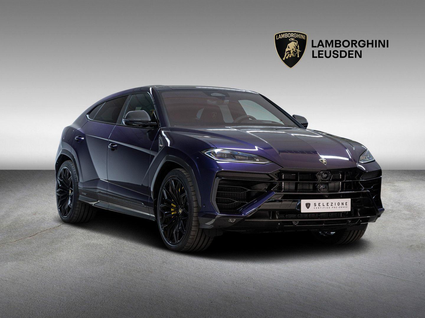 Lamborghini Urus 4.0 V8 Hybrid SE Exterior carbon fiber pack