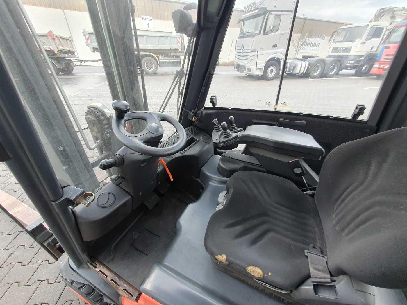 Fahrzeugabbildung Linde E18 - 01 / Triplex: 4.50m! / SS / nur 5.672h!