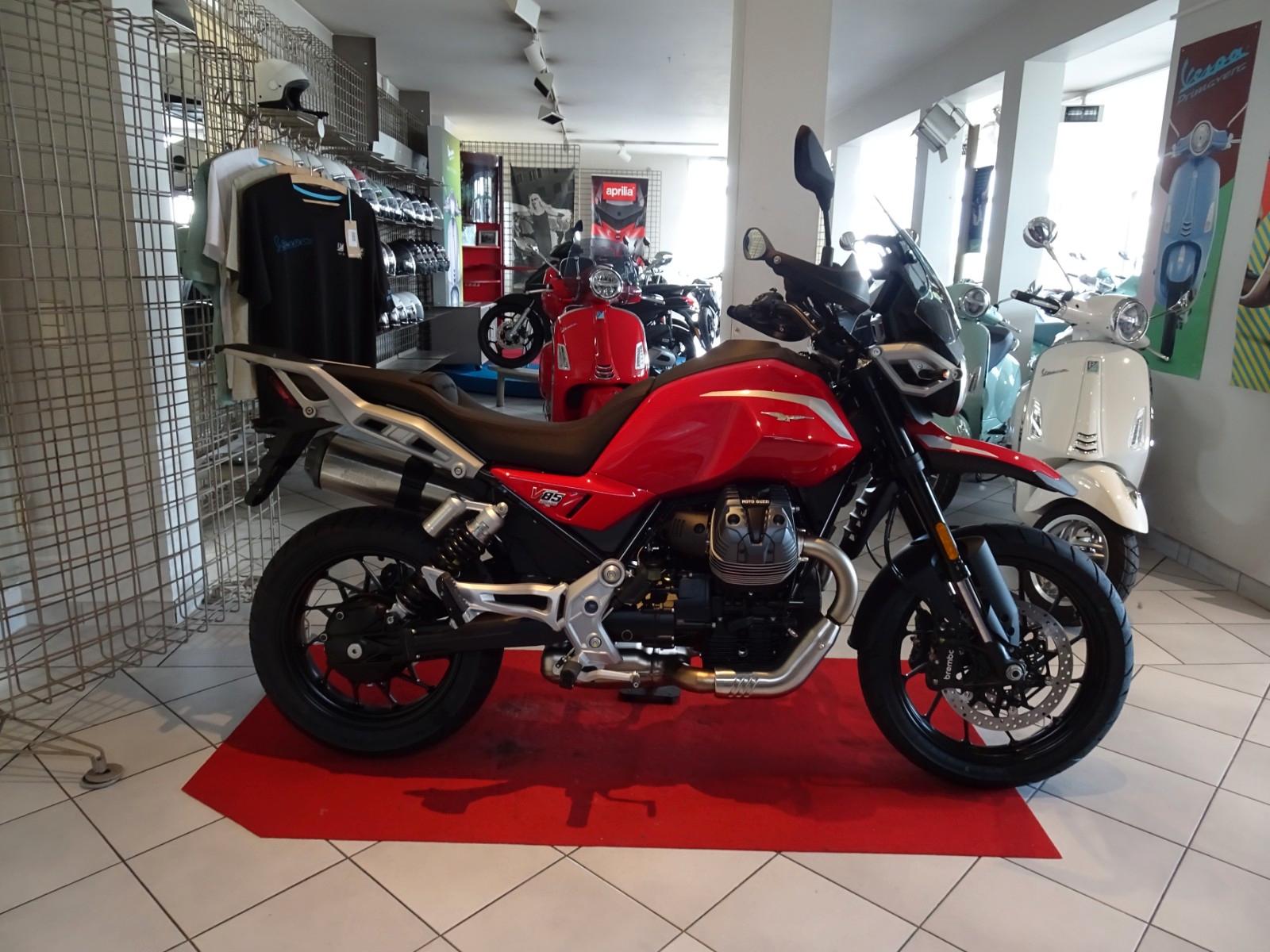 Moto Guzzi V 85   Strada MY26-GUZZI AKTION-