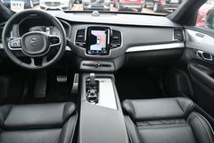 Fahrzeugabbildung Volvo XC90 R Design T8 AWD*LUFT*B&W*PANO*HUD*