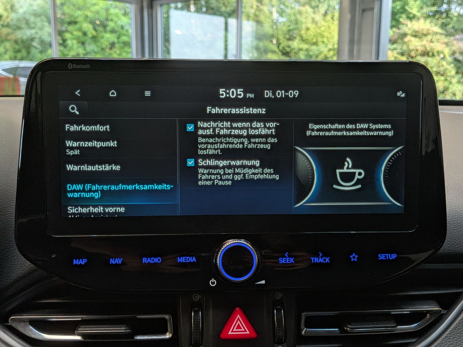 Fahrzeugabbildung Hyundai i30 1.5 T-GDI DCT Trend MHEV Cam Navi LED-Paket
