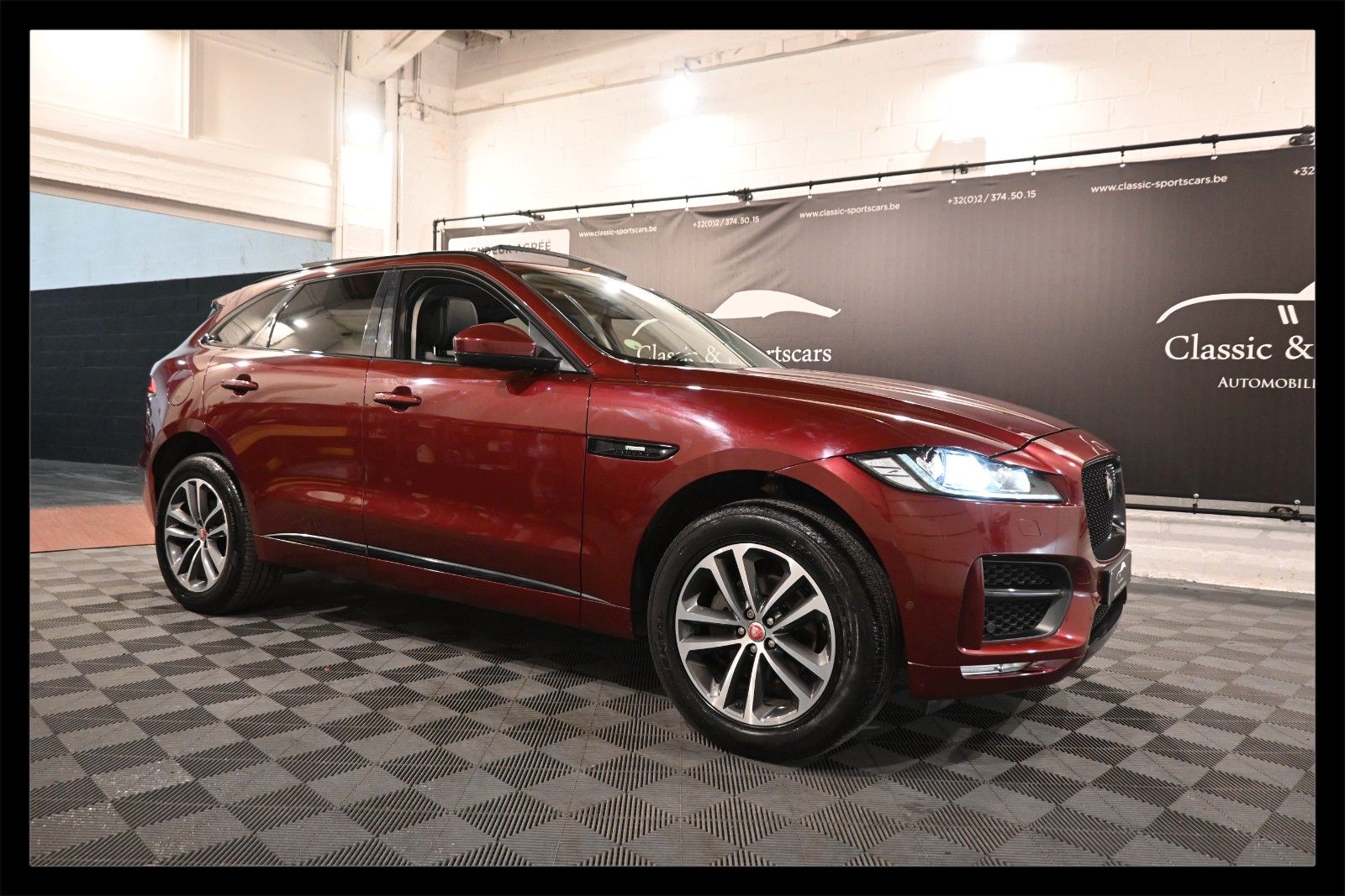 JAGUAR F-Pace