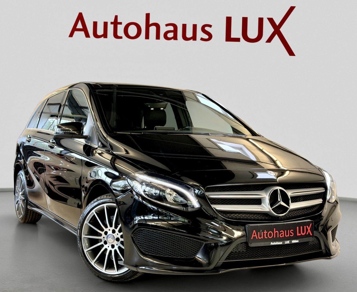 MERCEDES-BENZ B 250 BENZIN*AMG LINE*211PS*LED*PANORAMA*R-KAM*
